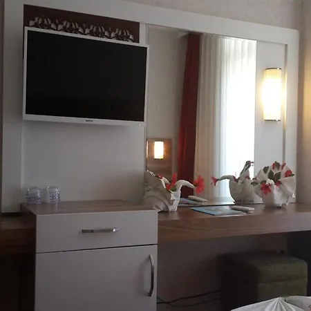Hotel Carelta